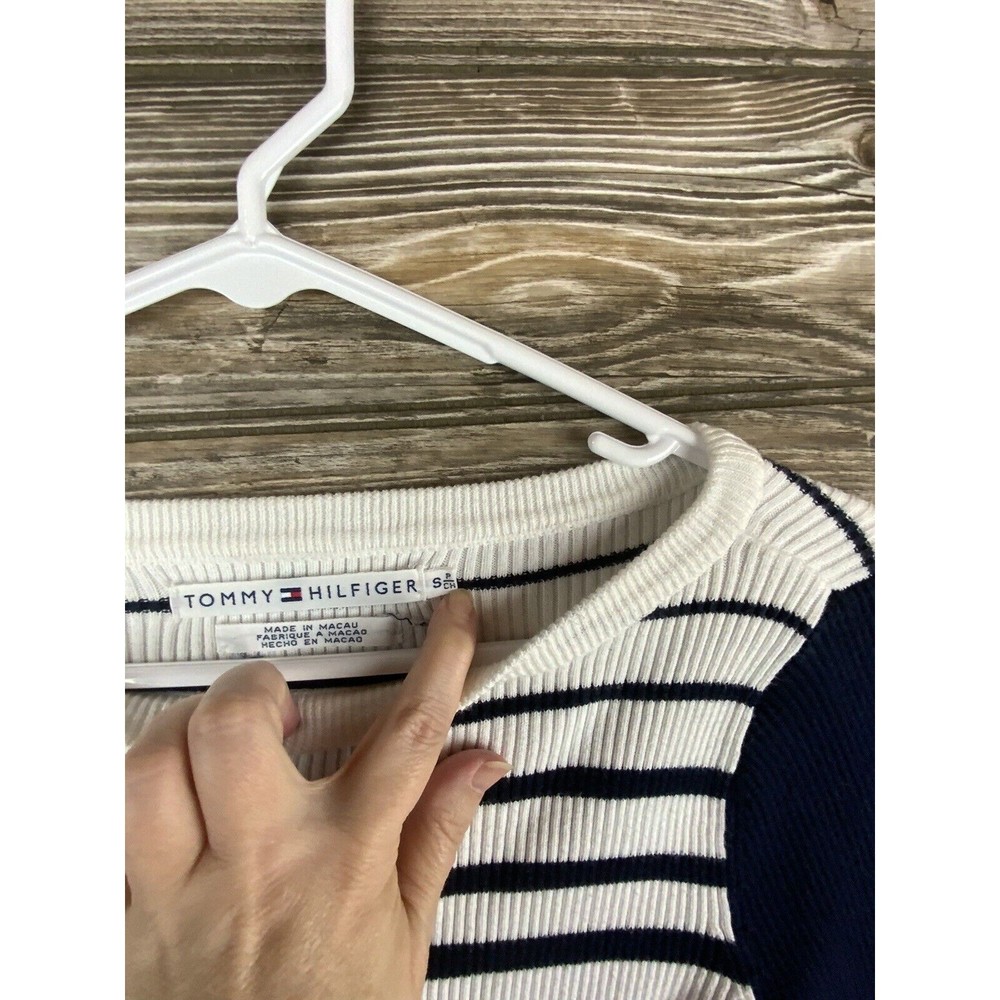 Tommy Hilfiger Striped Women’s Knit Sweater - Picture 4 of 9